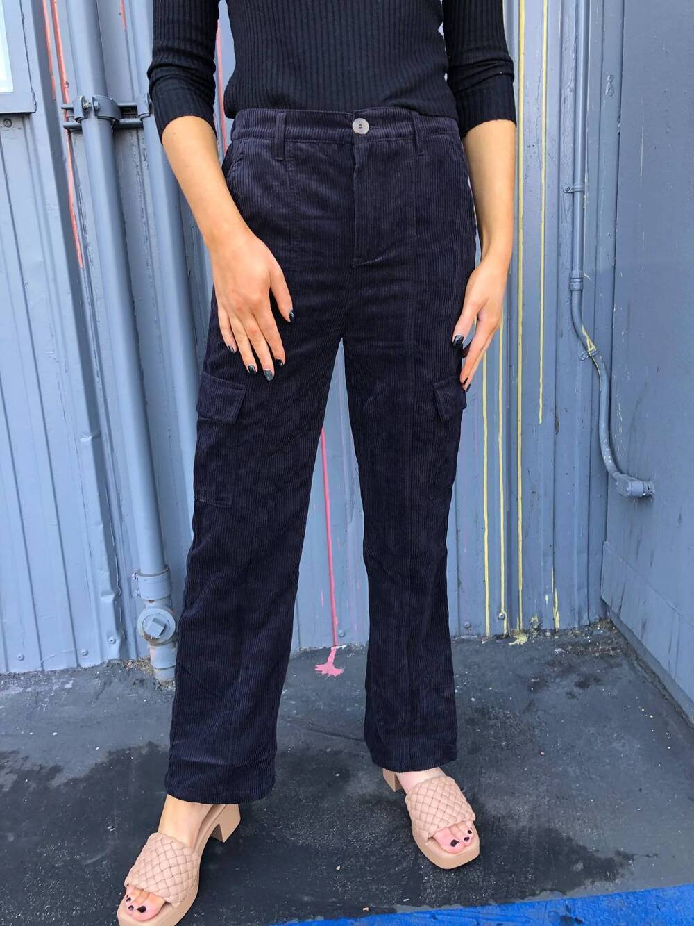 NEW LOVE TREE callie corduroy cargo pants in black